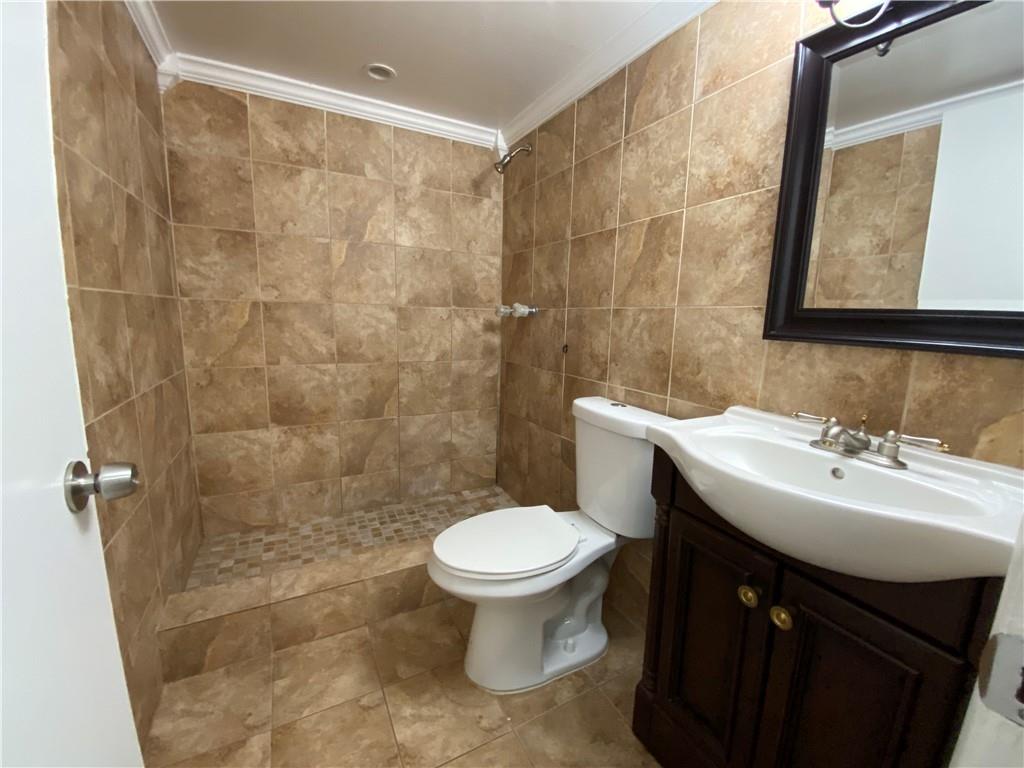 SHERWOOD SQUARE - Residential