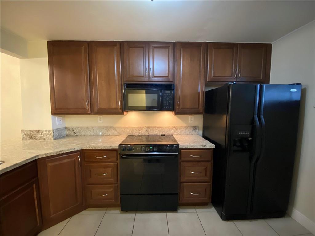 SHERWOOD SQUARE - Residential