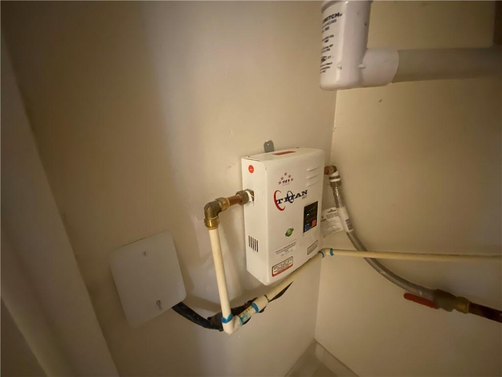 SHERWOOD SQUARE - Residential