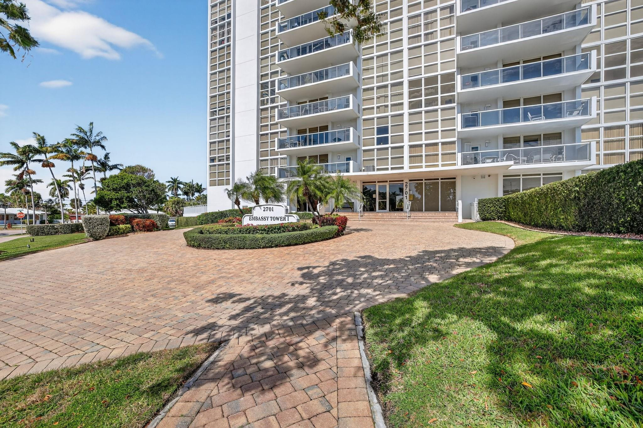 Embassy Tower - Residential