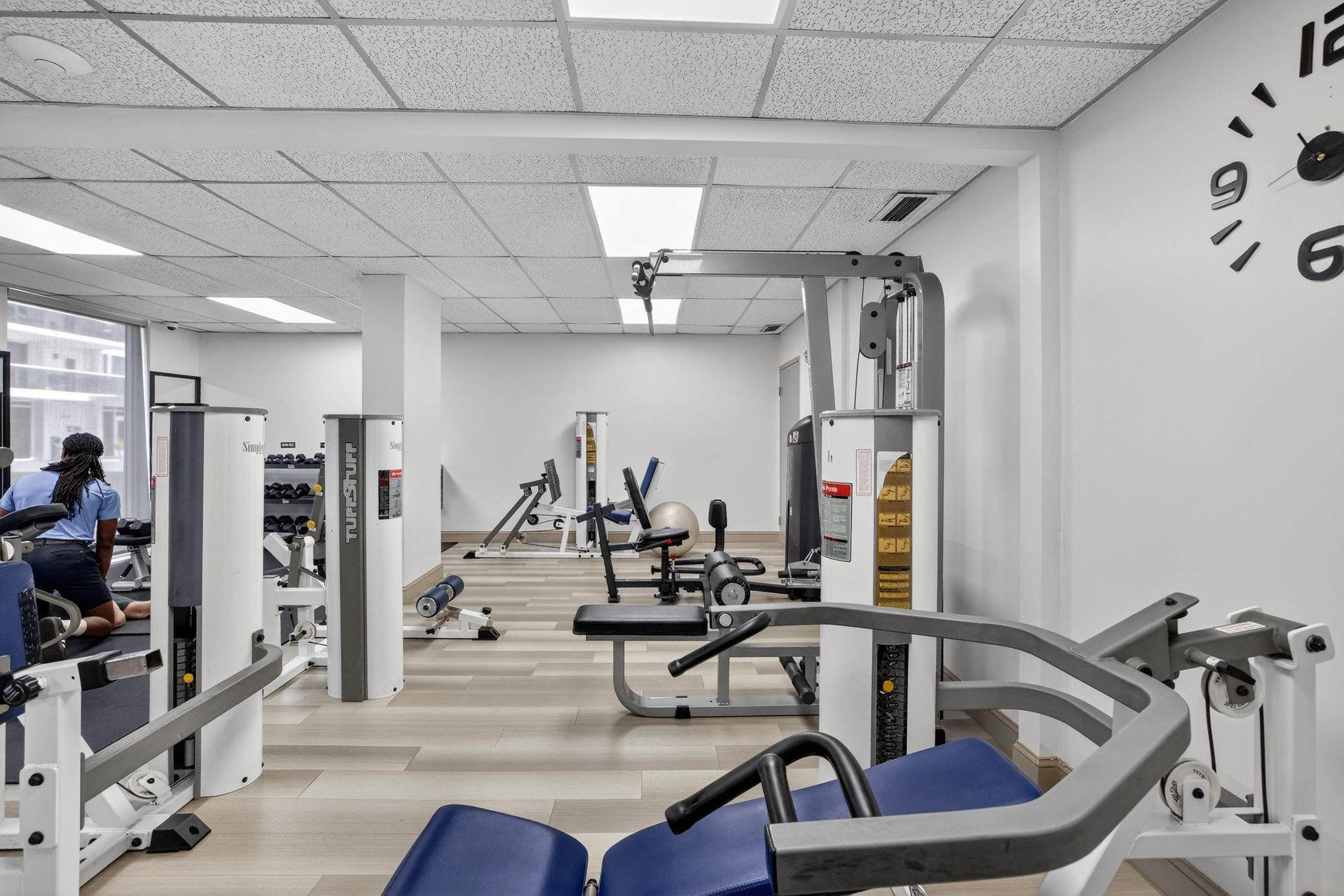 Embassy Tower - Residential