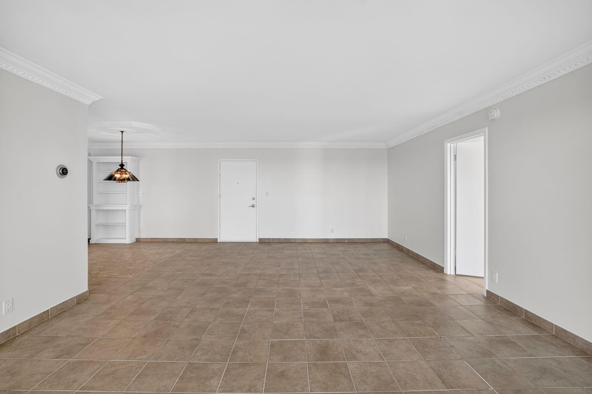 Embassy Tower - Residential