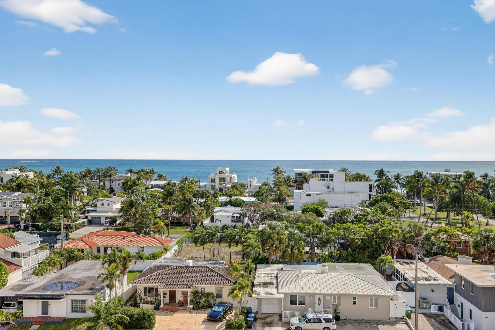 Embassy Tower - Residential