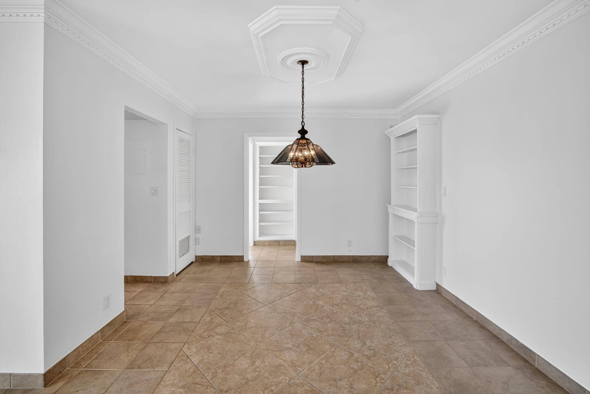 Embassy Tower - Residential