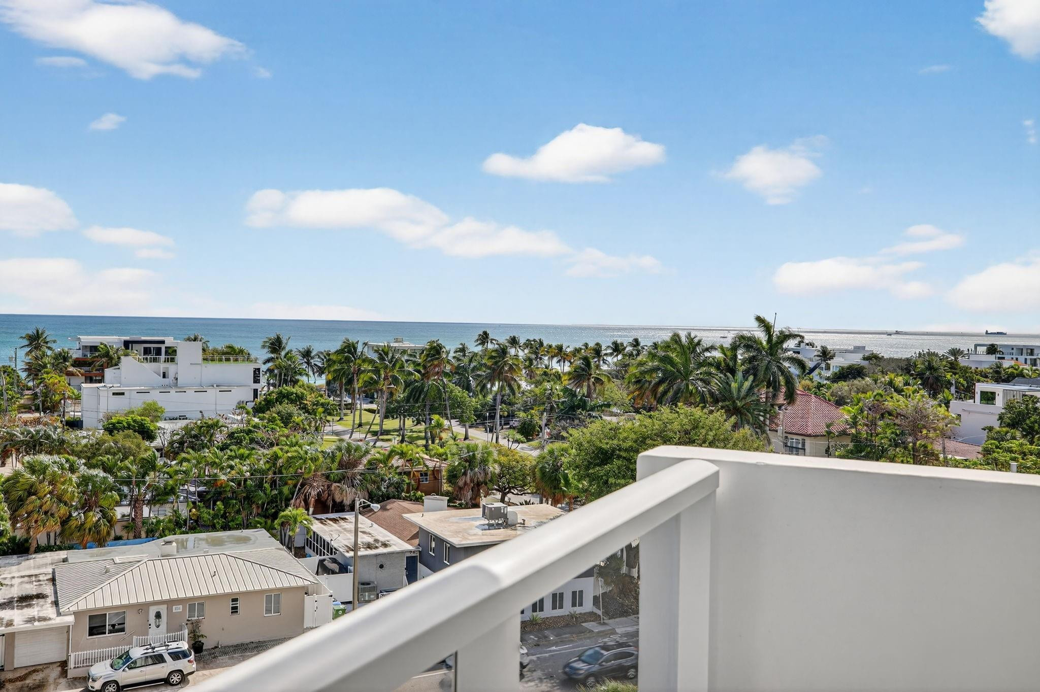 Embassy Tower - Residential