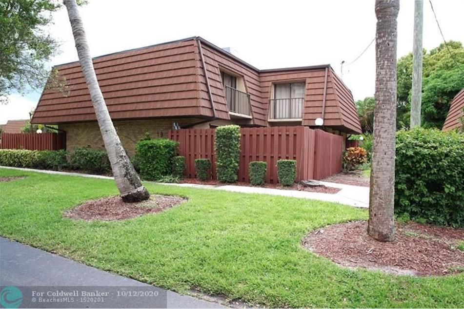$2000 , First months rent , 6 paystubs , credit report($25) , HOA application ($150)