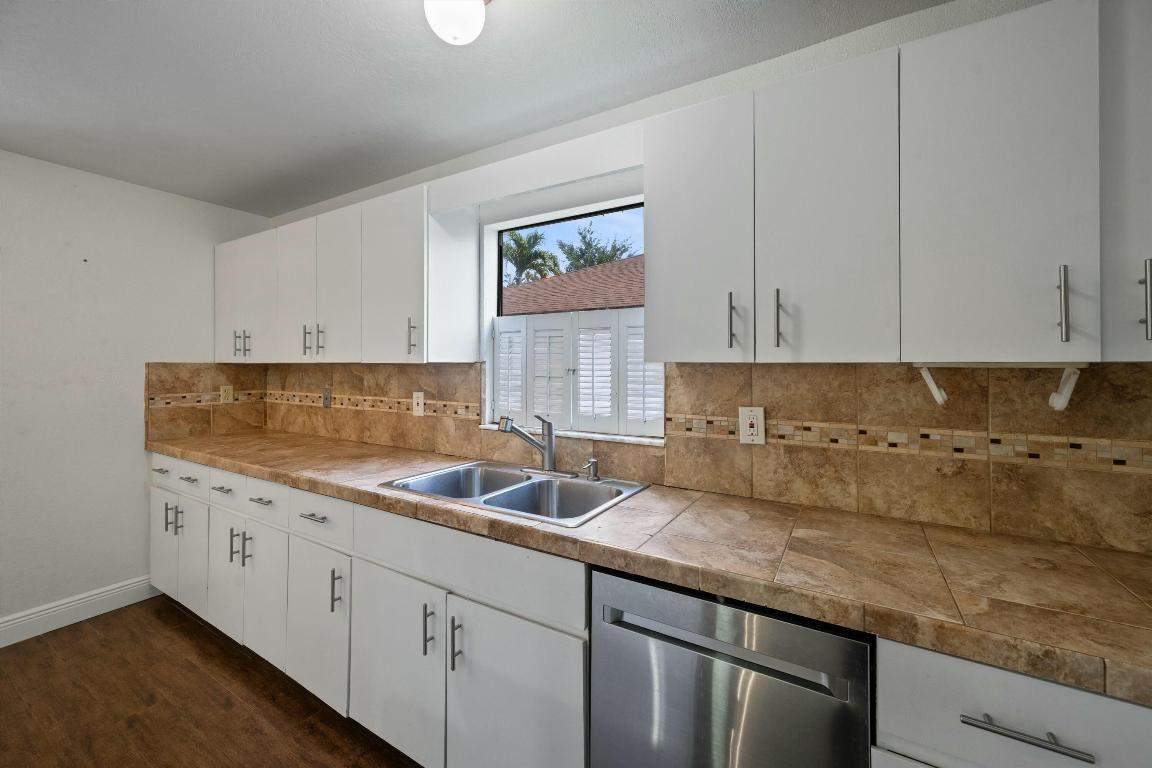 LA MANCHA 2 - Residential Lease