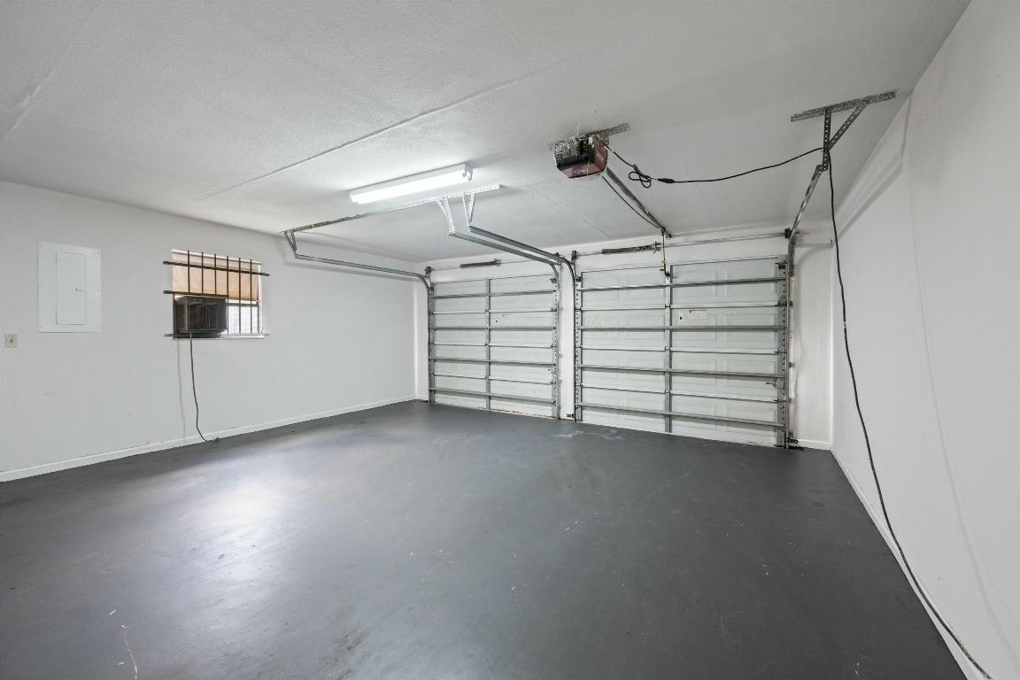 LA MANCHA 2 - Residential Lease