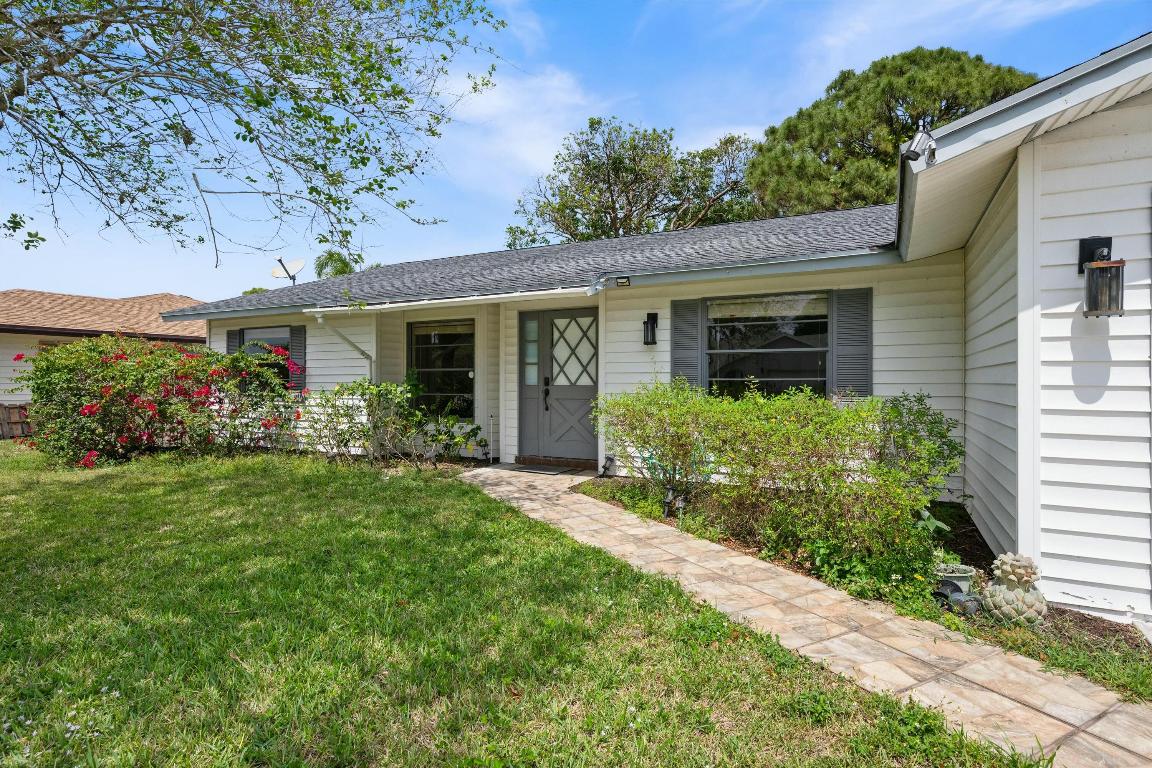 LA MANCHA 2 - Residential Lease