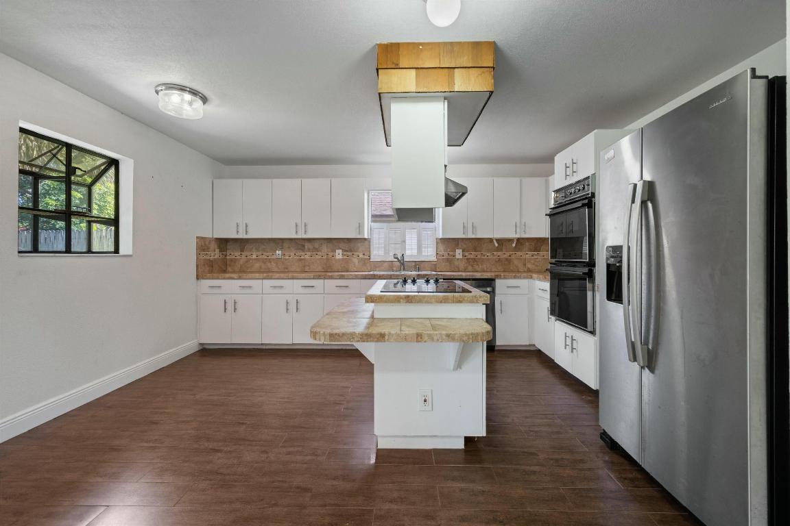 LA MANCHA 2 - Residential Lease