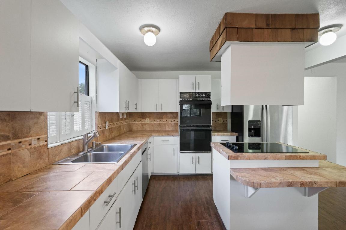 LA MANCHA 2 - Residential Lease