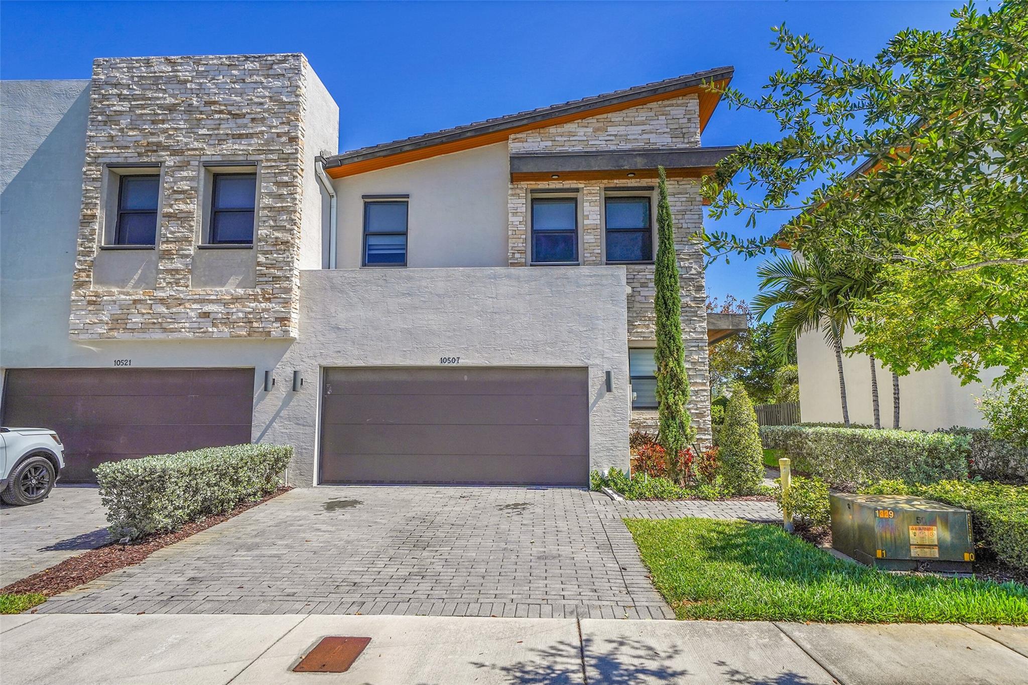10507 NW 81st Ter
