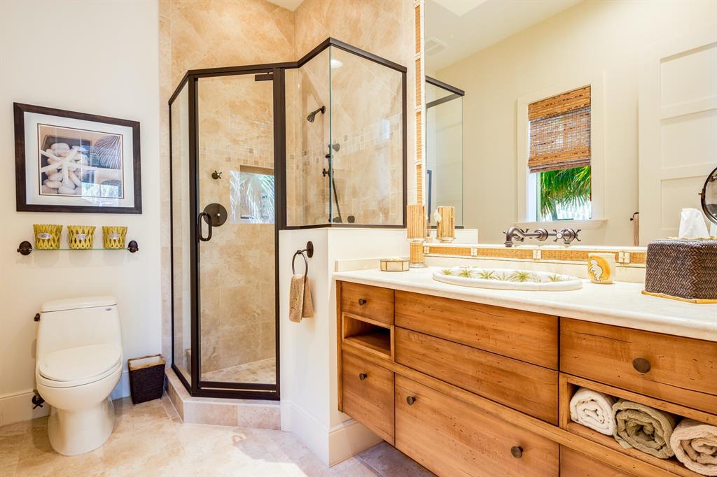 SHORE VIEW - Residential