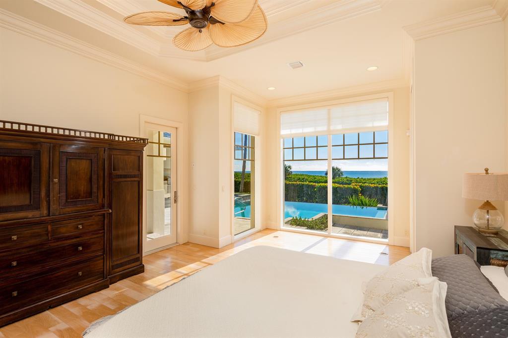 SHORE VIEW - Residential