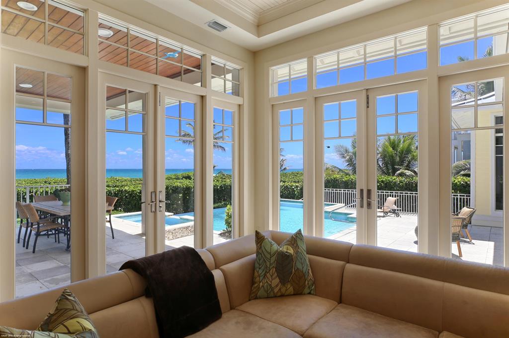 SHORE VIEW - Residential