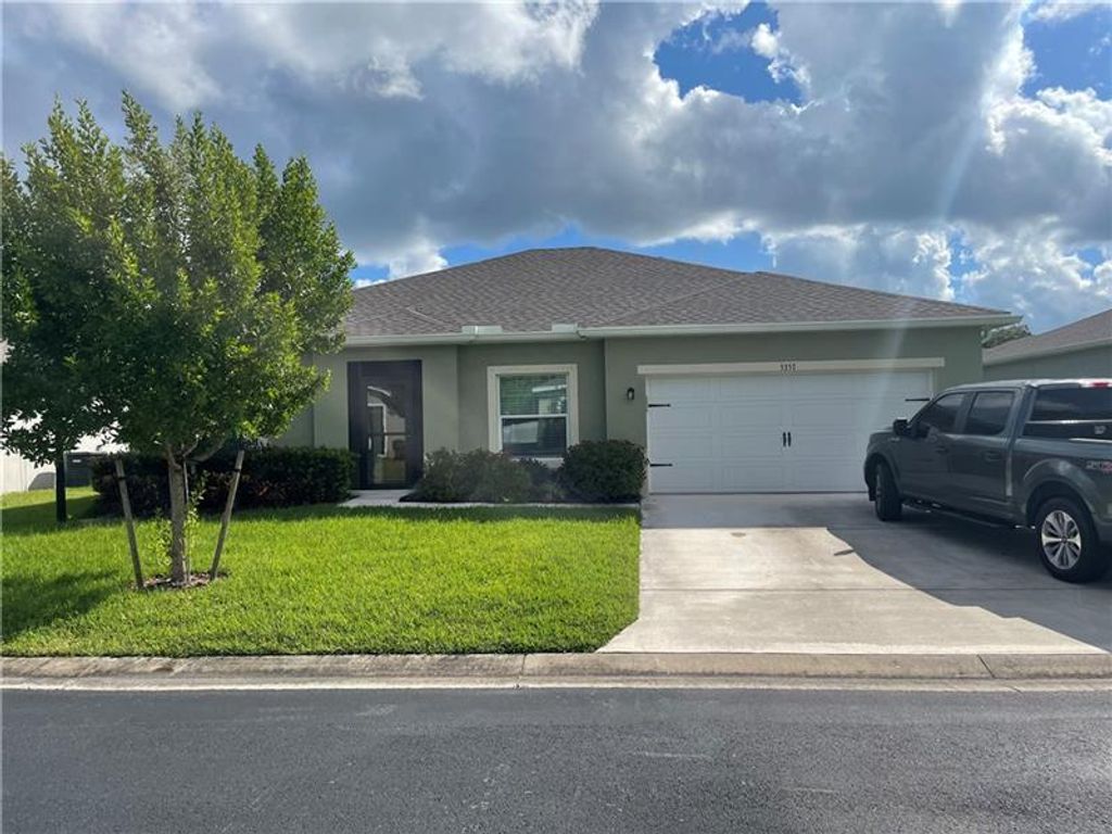Photo of 5357 Oakland Lake Cir, Fort Pierce, FL 34951 (MLS # F10306482)