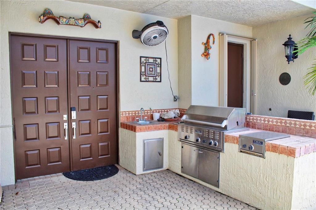 Fox Ridge 157-8 B - Residential