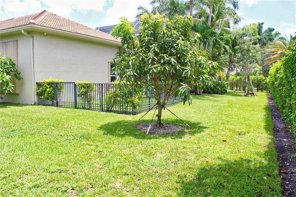 Fox Ridge 157-8 B - Residential