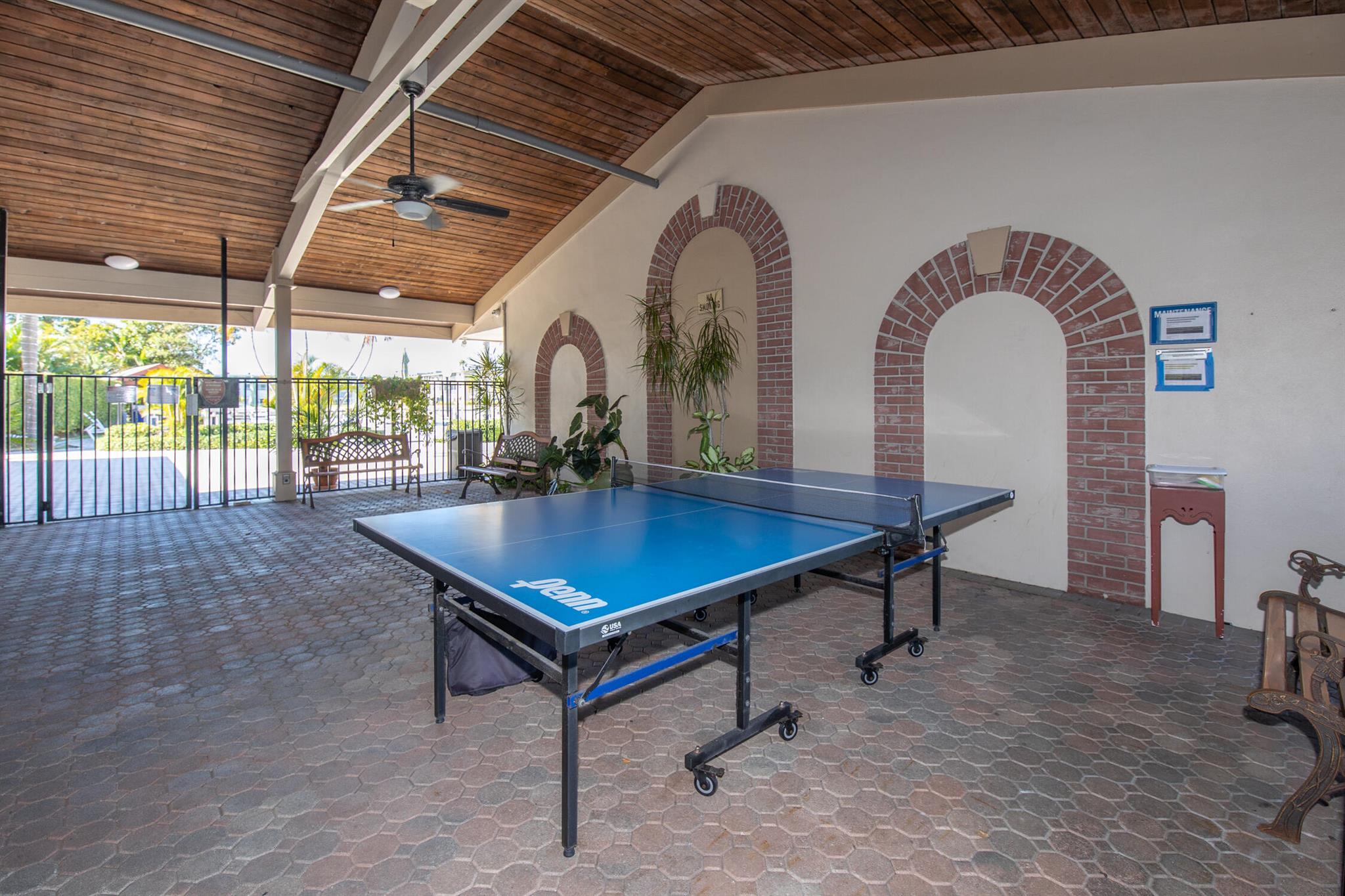 LAKE CLARKE GARDENS COND - Residential