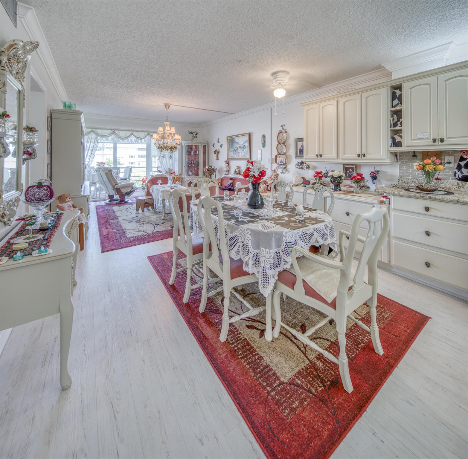 LAKE CLARKE GARDENS COND - Residential