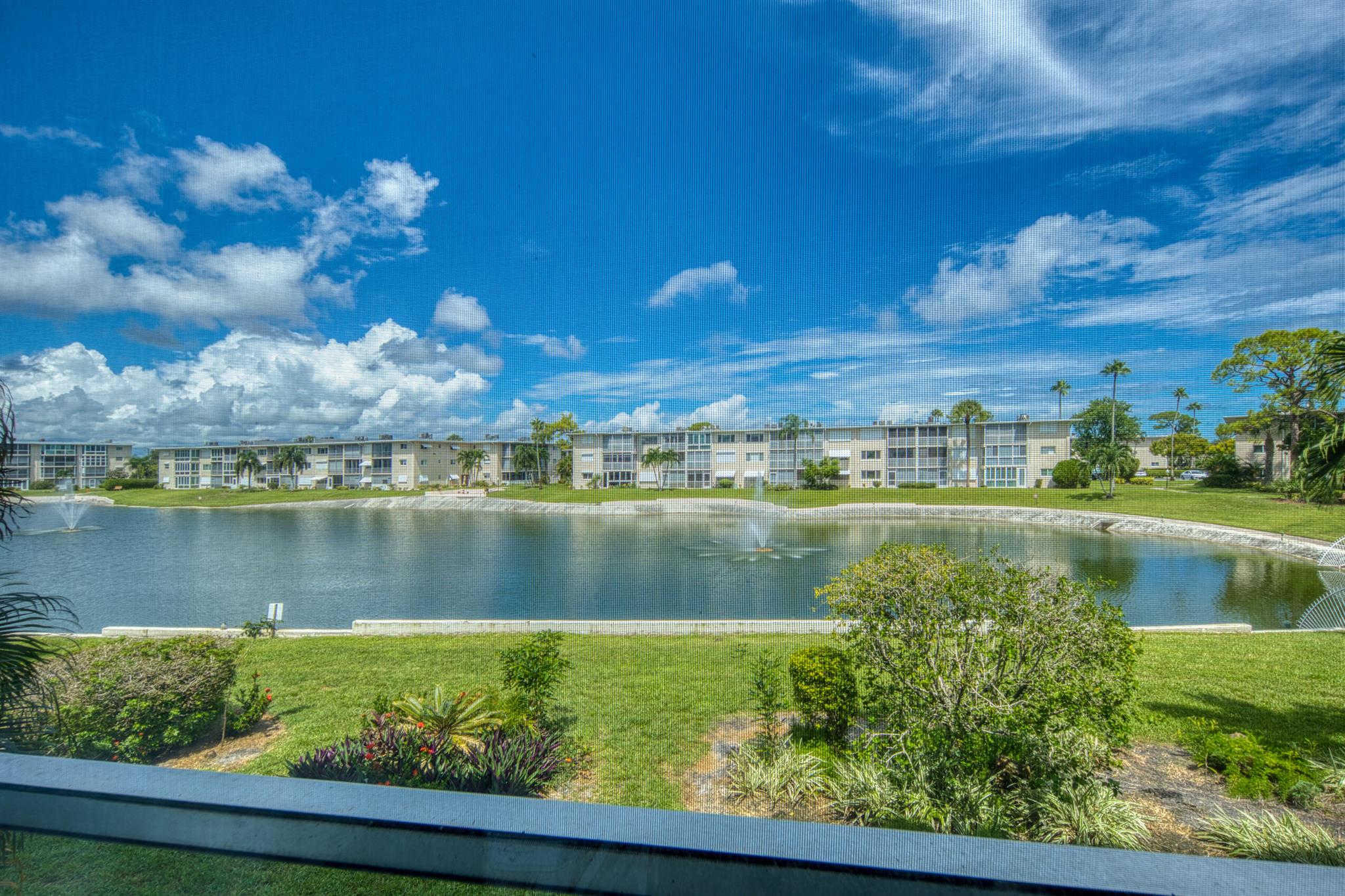LAKE CLARKE GARDENS COND - Residential