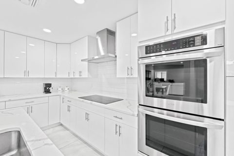Berkshire at Pinewood East 2 Homes | Wellington FL 12293 Old Country Road S Wellington FL 33414