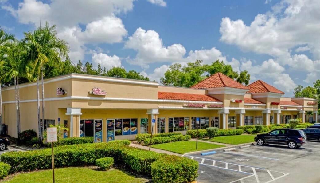 8753 NW 50th Street 7