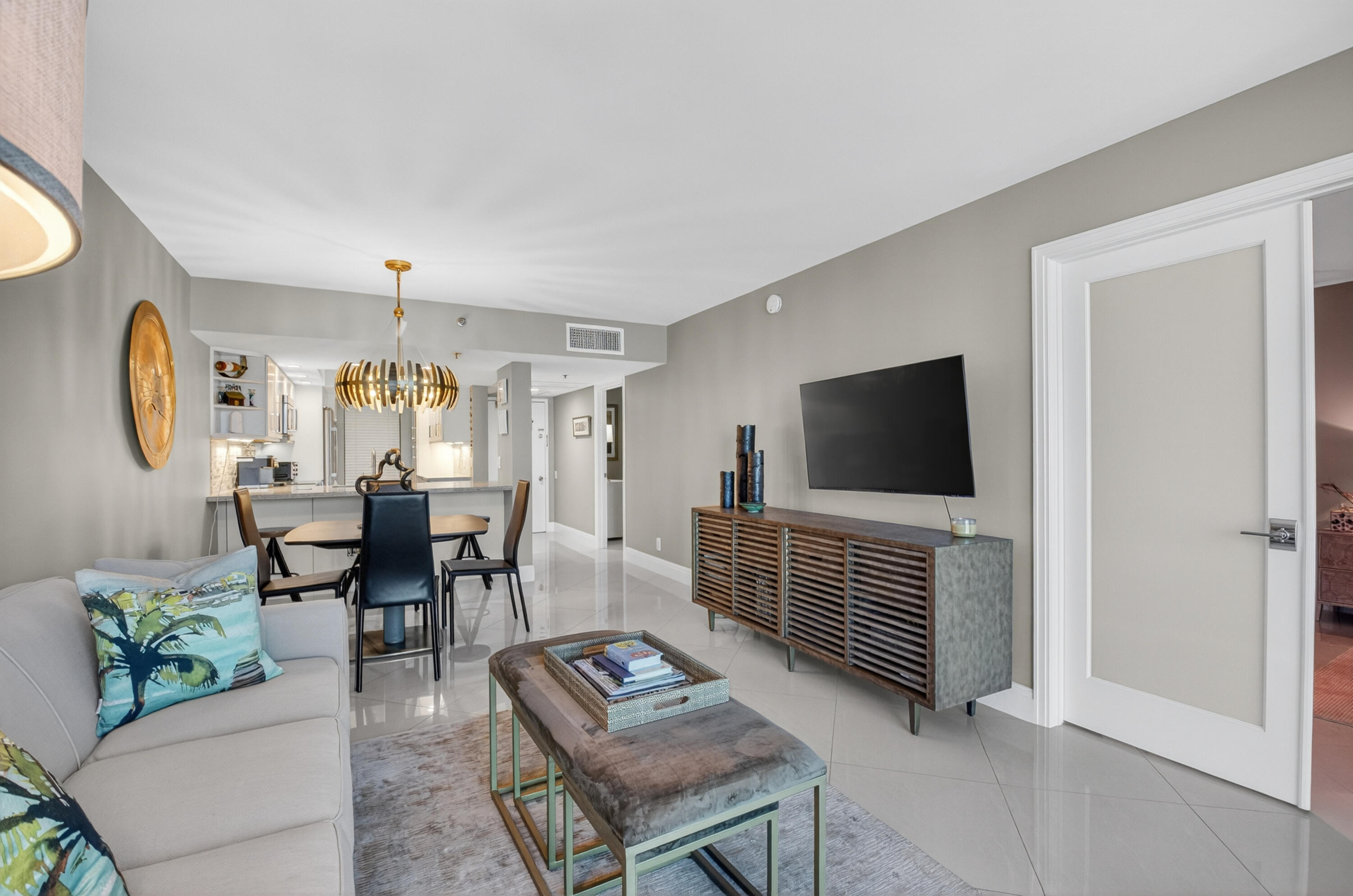 2687 N Ocean Boulevard G403