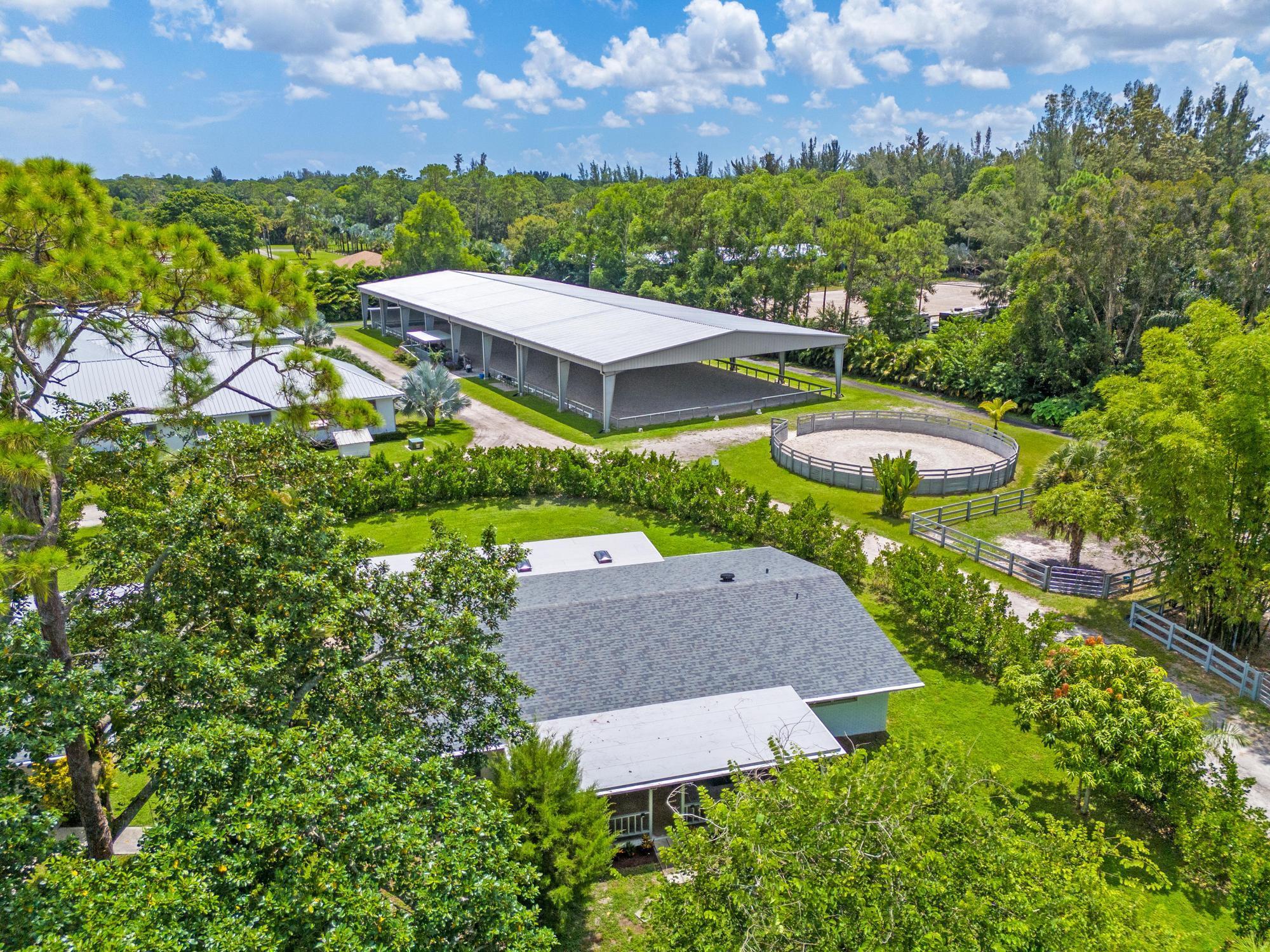 LOXAHATCHEE GROVES - Residential Lease