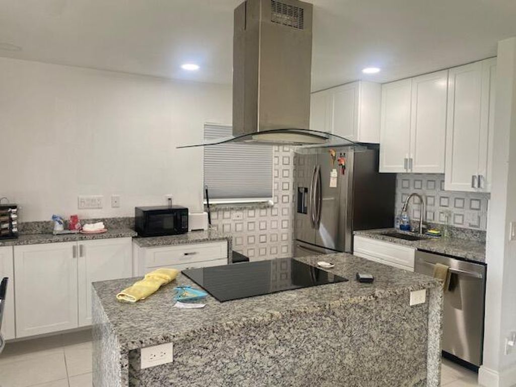 Photo of 189 Waterford H, Delray Beach, FL 33446 (MLS # R11014637)