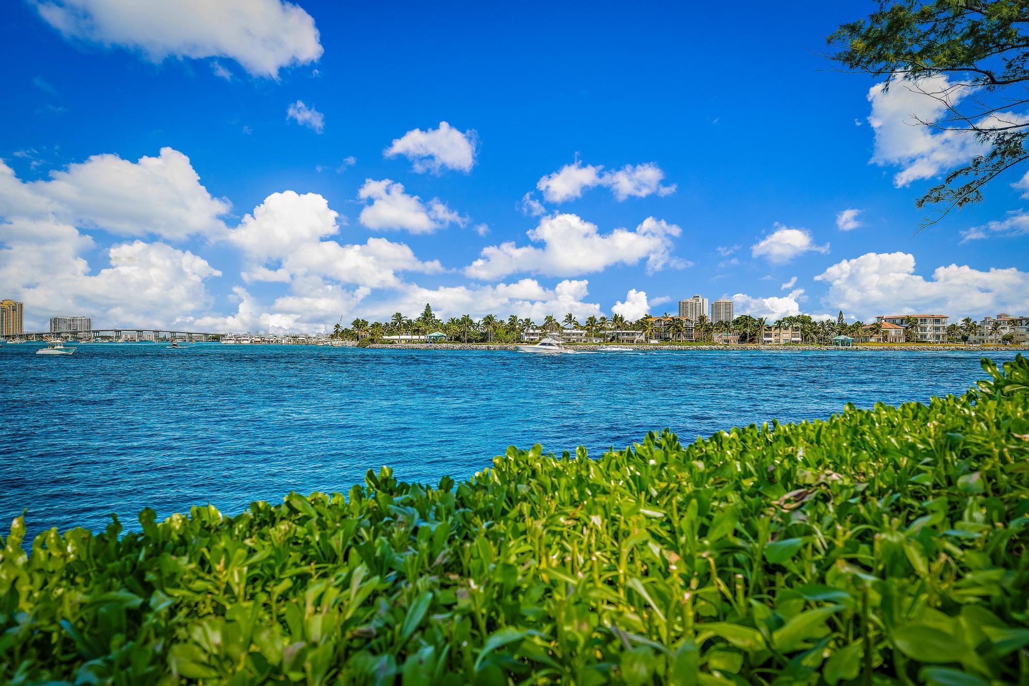 SEA ISLE EST - Residential