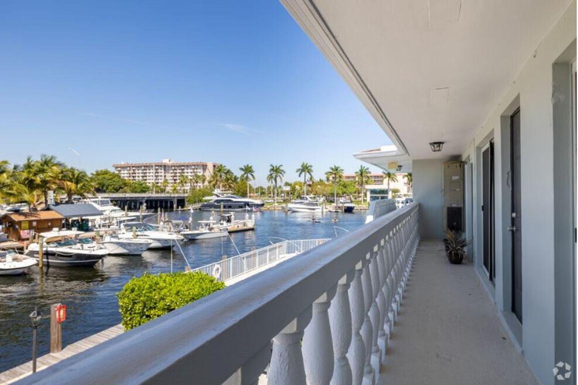 Santa Barbara Shores 33-2 - Residential Lease