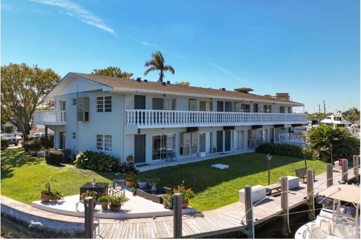 Santa Barbara Shores 33-2 - Residential Lease