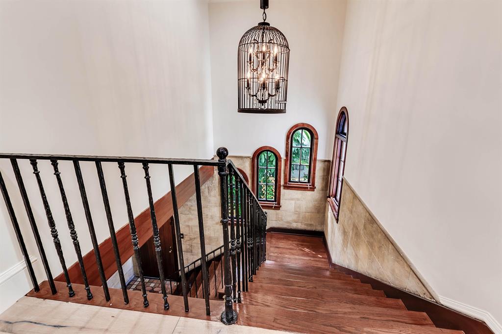 EL CID IN - Residential