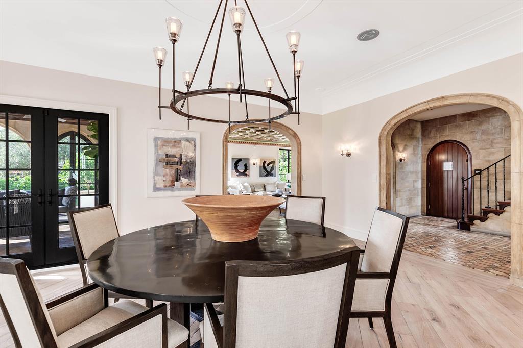 EL CID IN - Residential