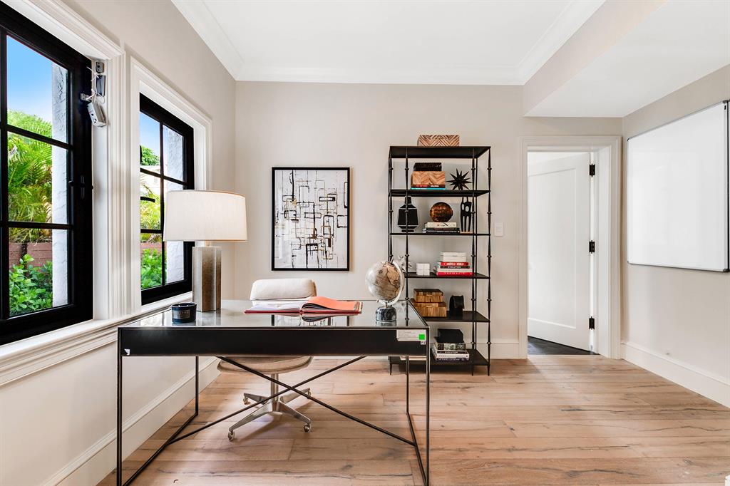 EL CID IN - Residential