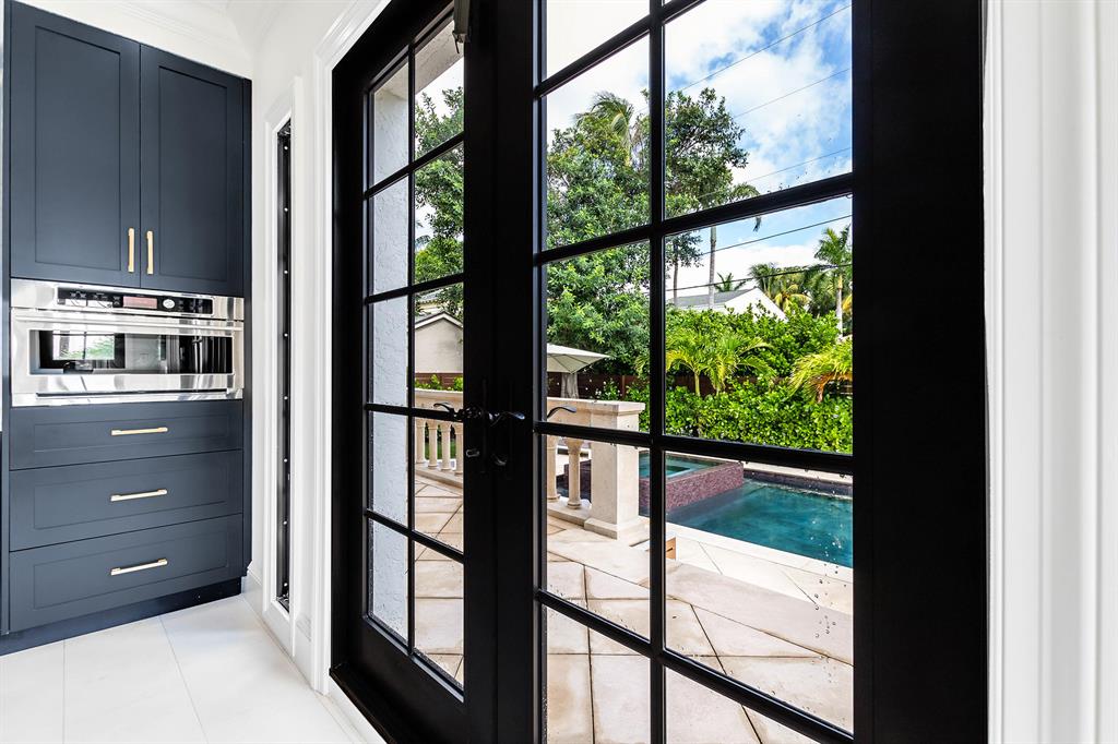 EL CID IN - Residential