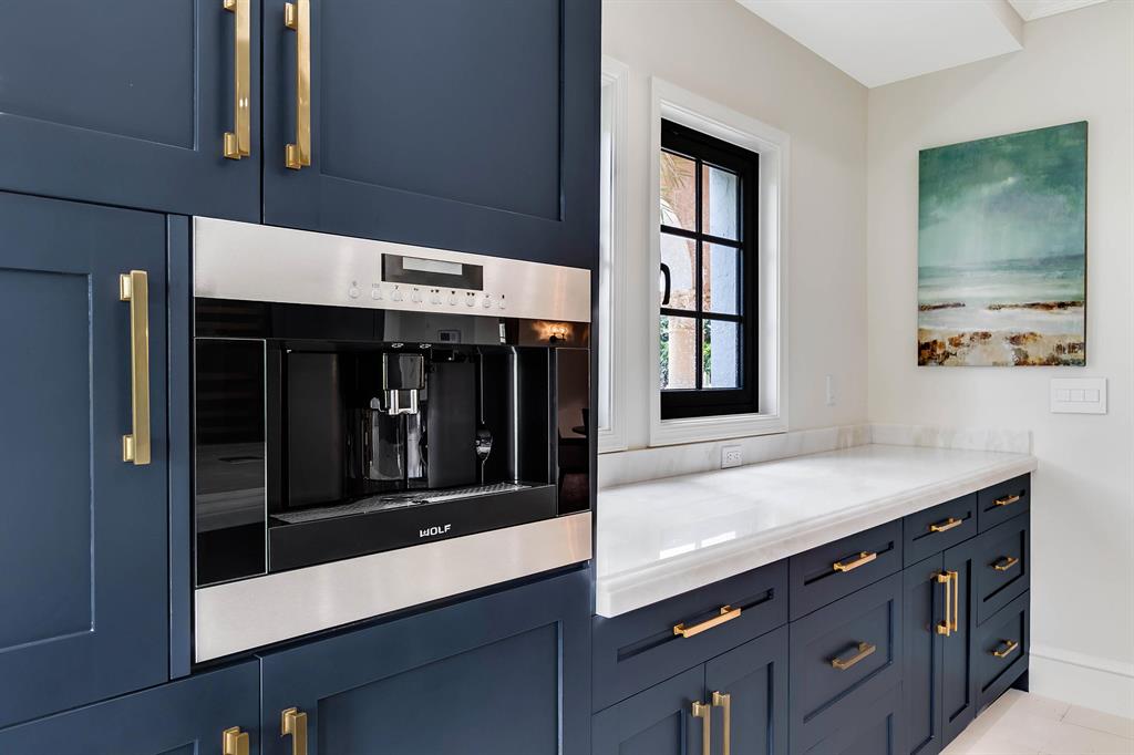 EL CID IN - Residential