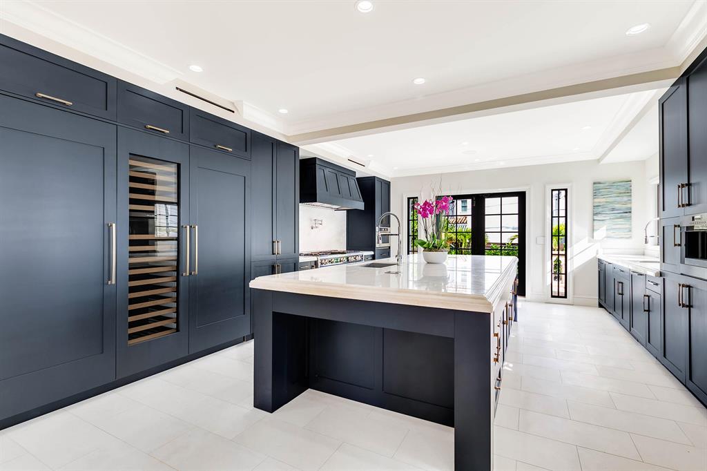 EL CID IN - Residential