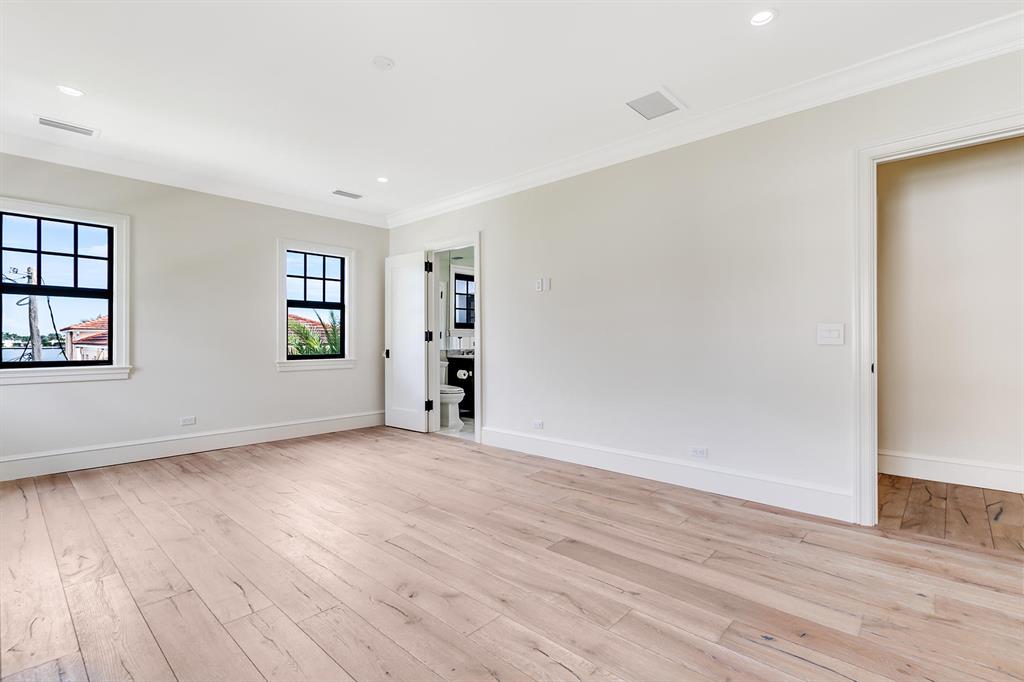 EL CID IN - Residential