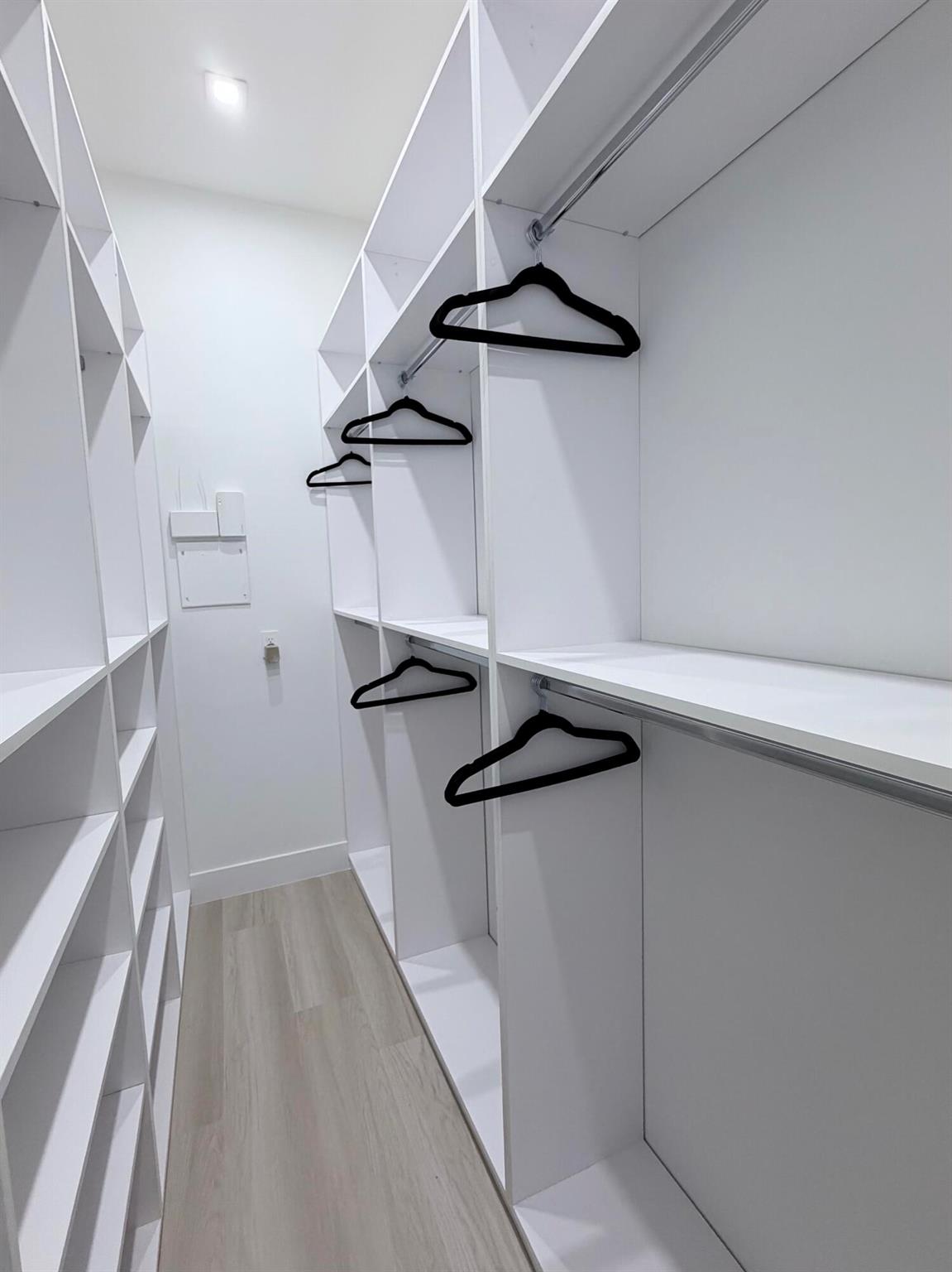 GLENEAGLES CONDO III - Residential