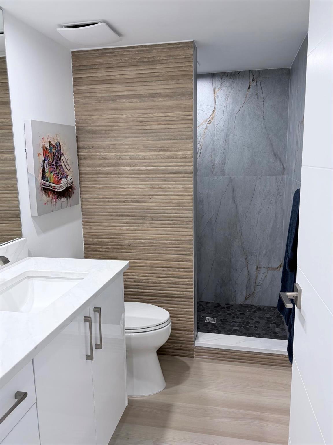 GLENEAGLES CONDO III - Residential