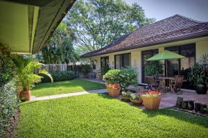 GOLF AND TENNIS VLG PARCE - Residential Lease