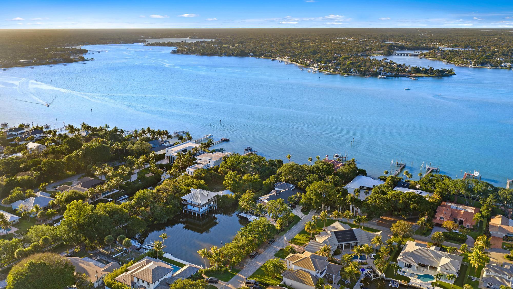 COVE HARBOR - Residential