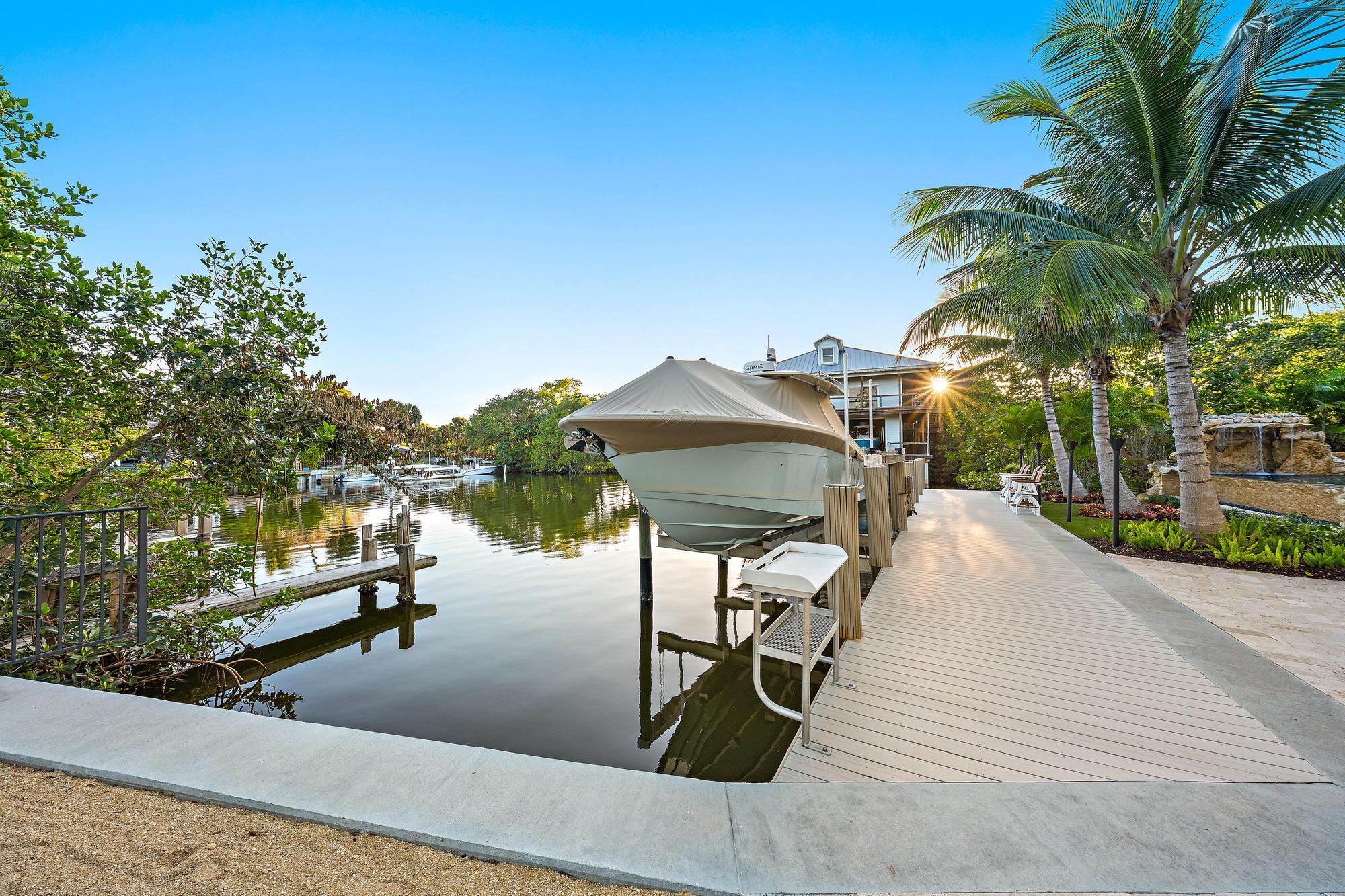 942 Pompano Drive