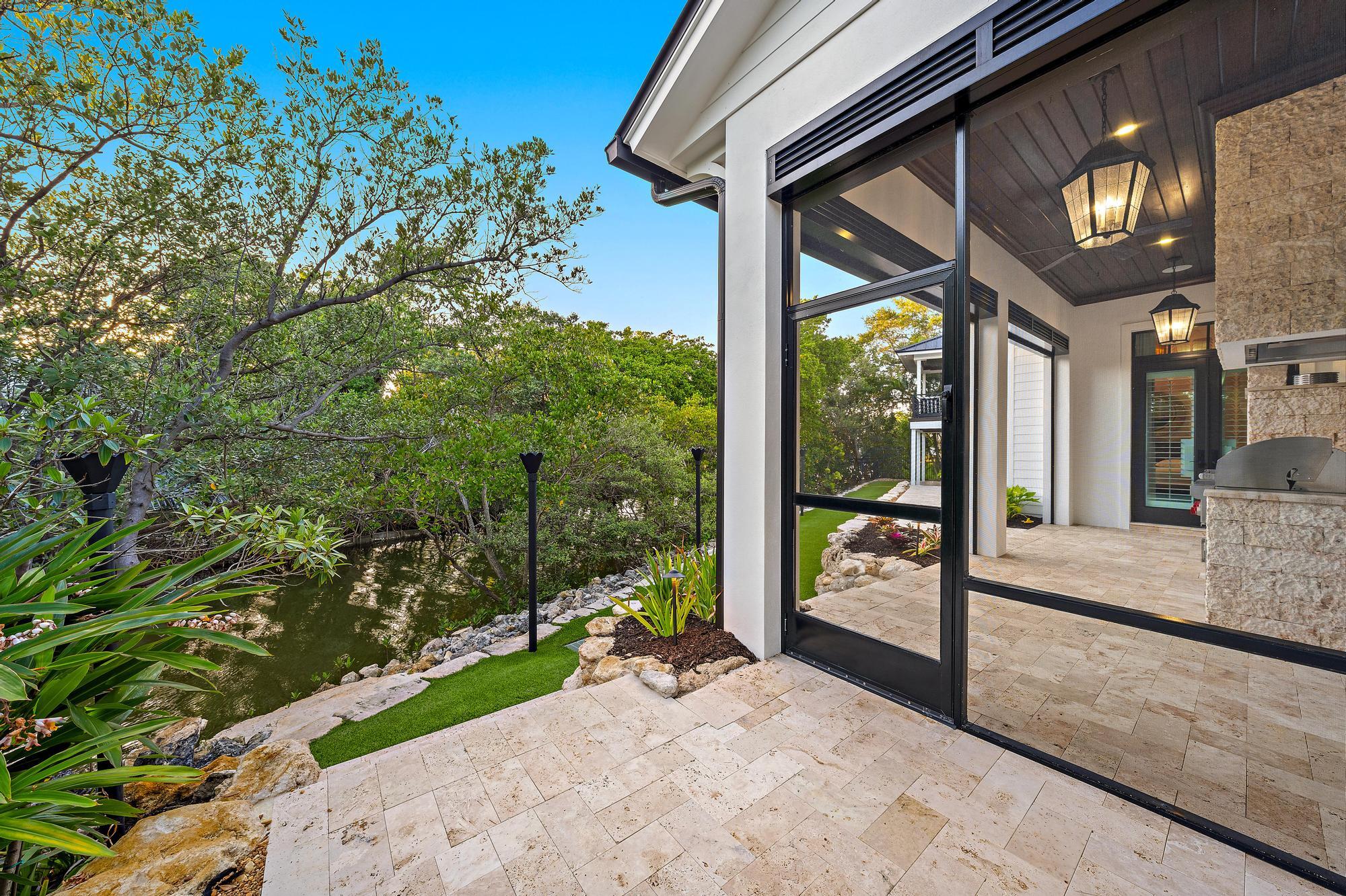 COVE HARBOR - Residential