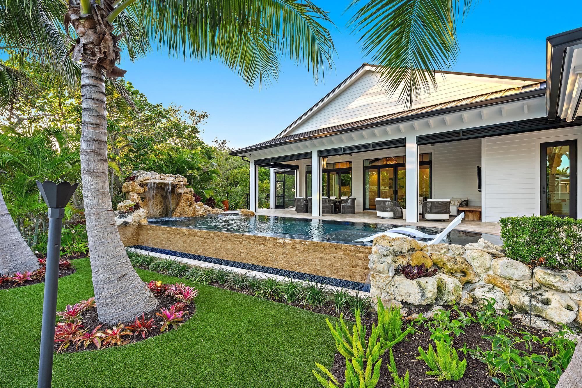 COVE HARBOR - Residential