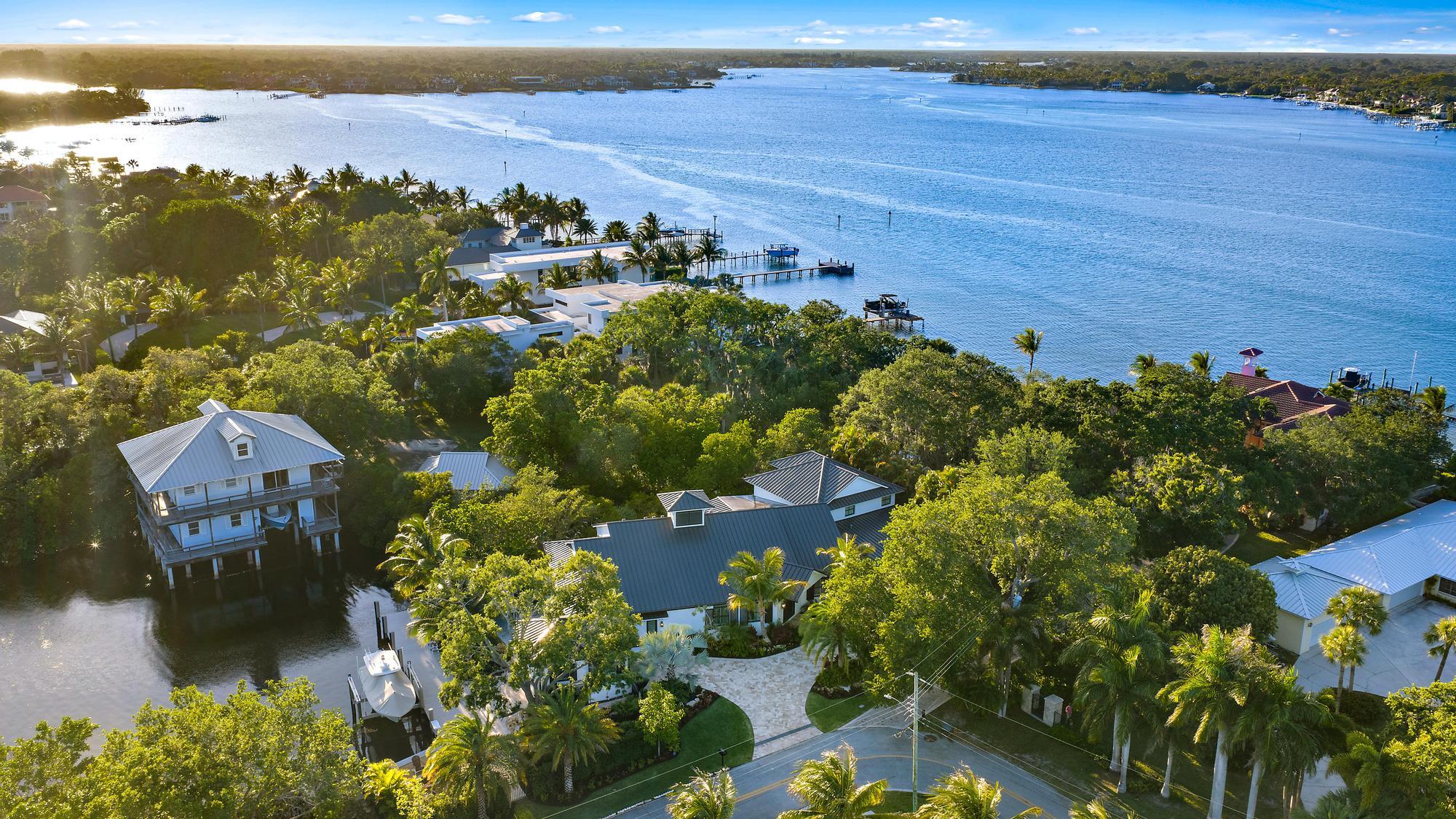COVE HARBOR - Residential