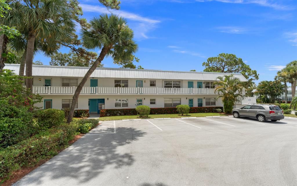 Photo of 2929 SE Ocean Boulevard #103-8, Stuart, FL 34996 (MLS # R10734293)