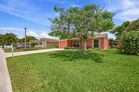 Tiny photo for 8131 Country Park Drive, Boca Raton, FL 33433 (MLS # B26034869)